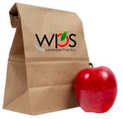 Lunch bag and apple 